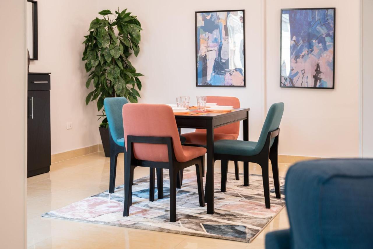 Distinct & Decent 2 Bdr Apt Steps From Nightlife And Airport 开罗 外观 照片